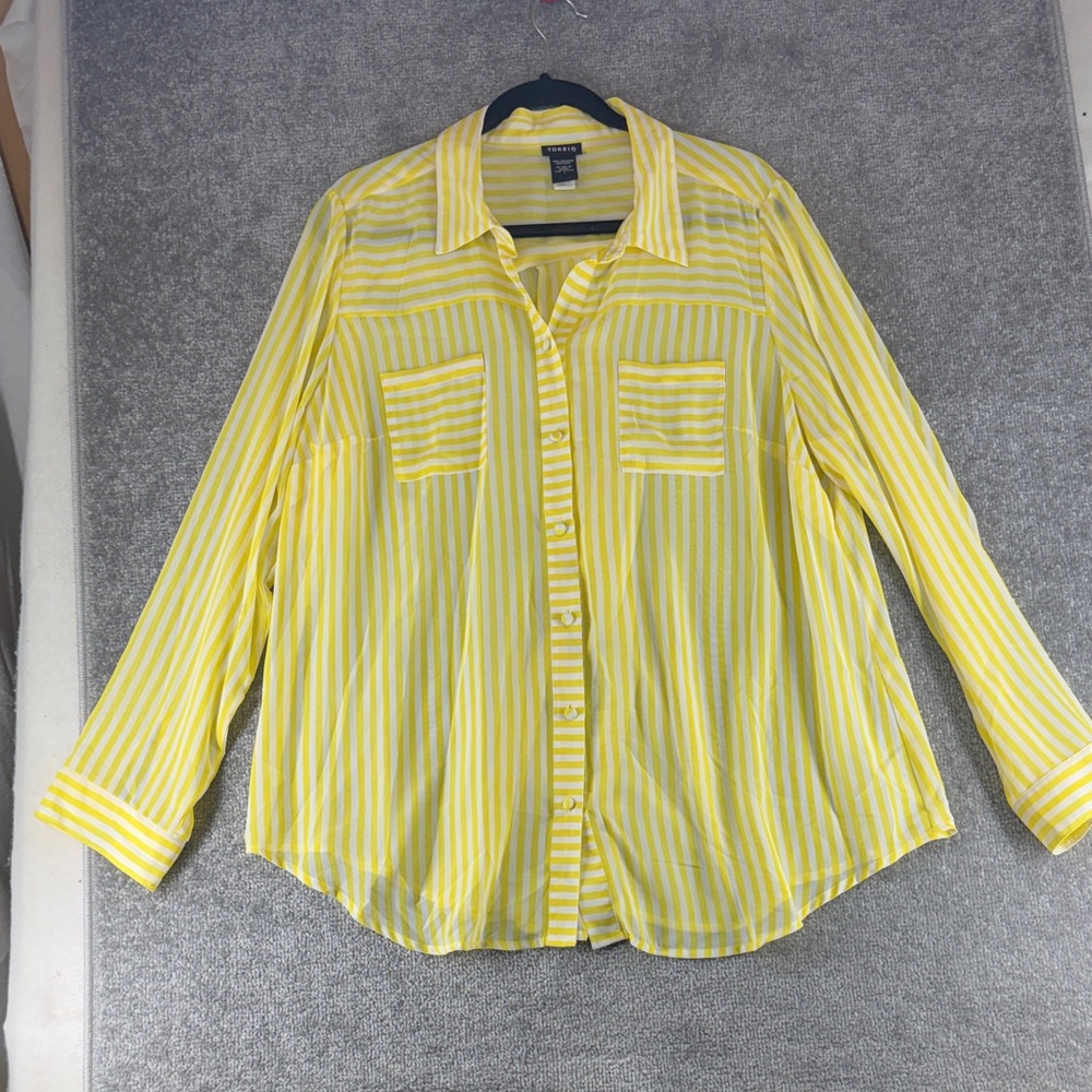 Torrid Long Sleeve Button Up Semi Sheer Yellow White Striped Top Women’s 1 1X - Picture 1 of 9